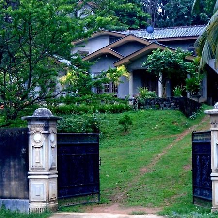 Bee Line Cinnamon Estate Villa 디크웰라 외부 사진